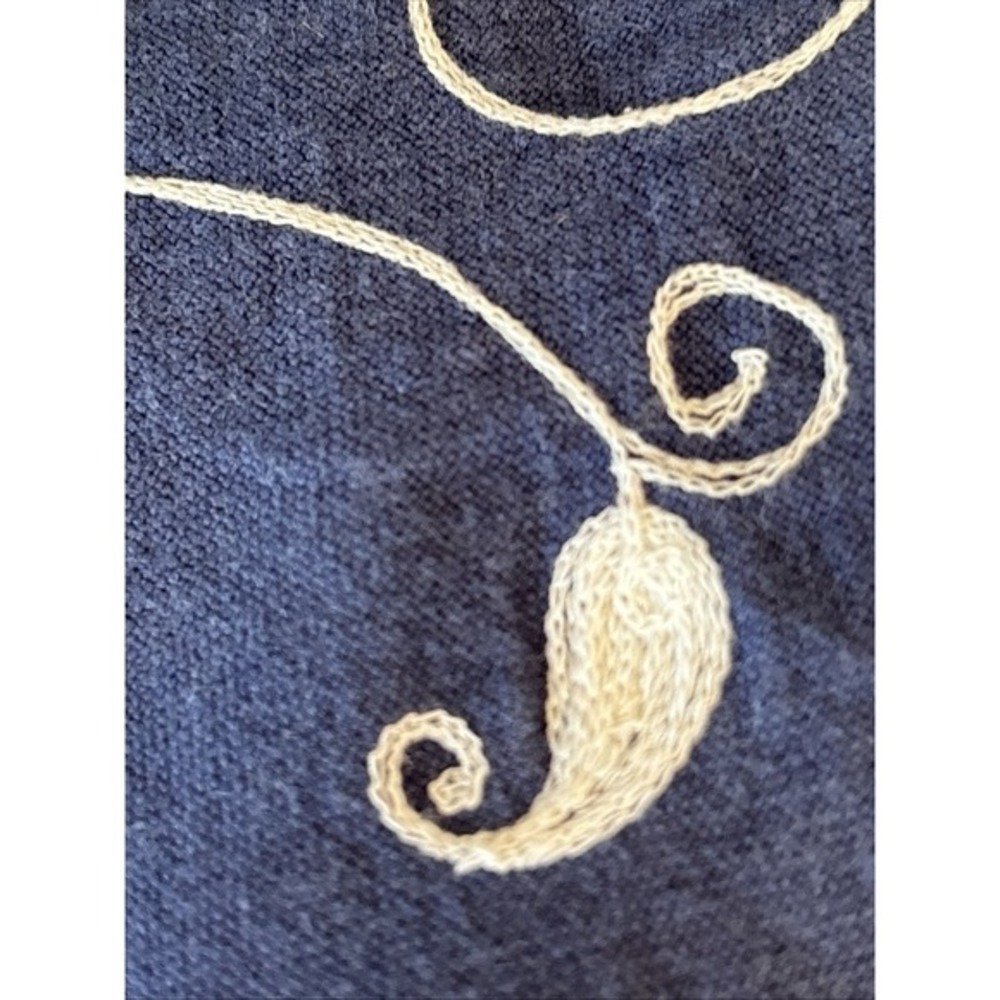 Pottery Barn Floral Embroidered Blue Cream Table Runner 108"x16" - Picture 7 of 8
